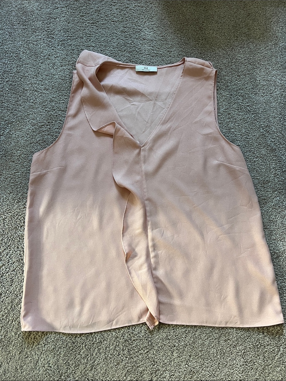 Halston Heritage Blush Pink Sleeveless V-Neck Ruffle Front Top
